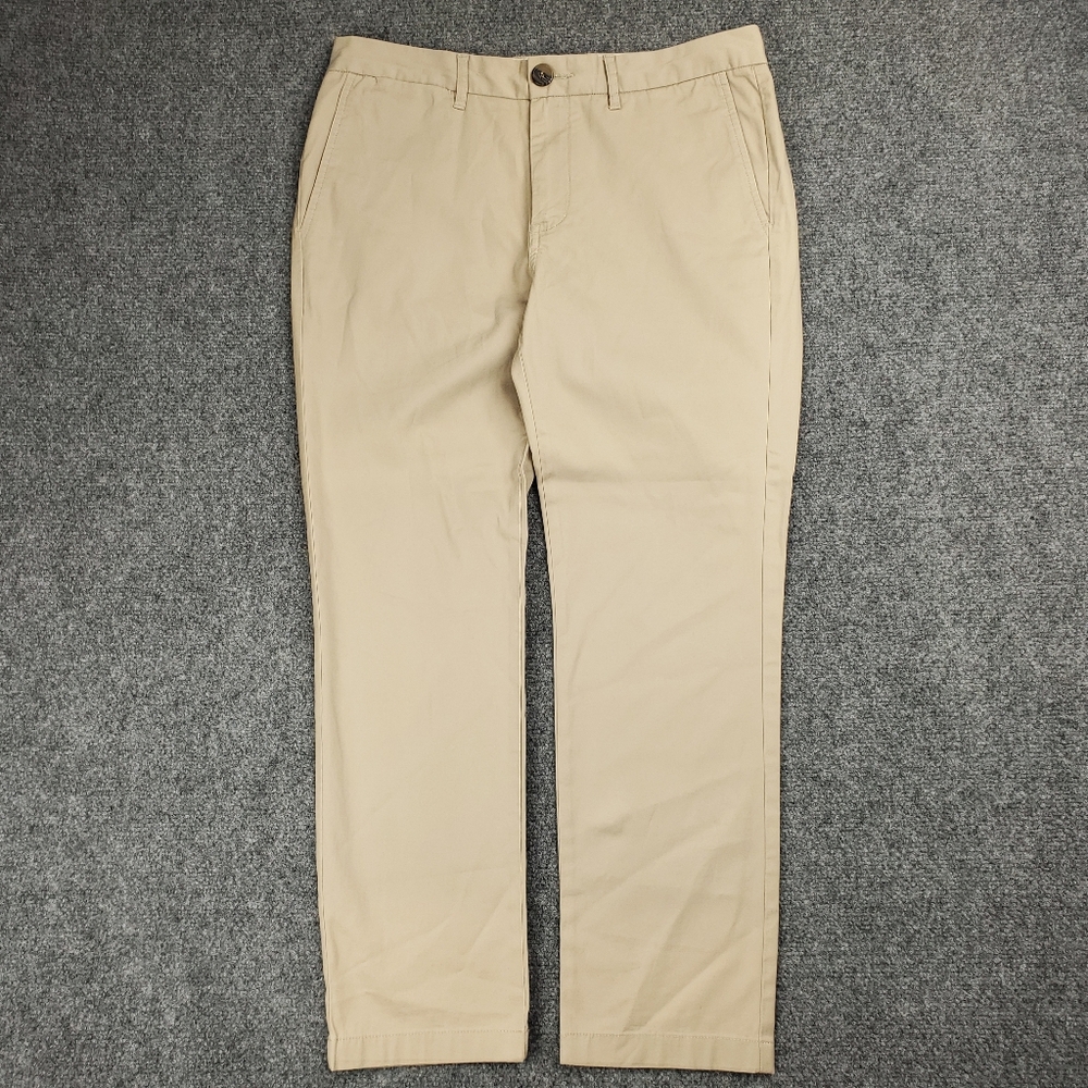 PETER MANNING ($98)- Men's Slim Fit Khaki Chinos - Trousers. Unworn & like new.